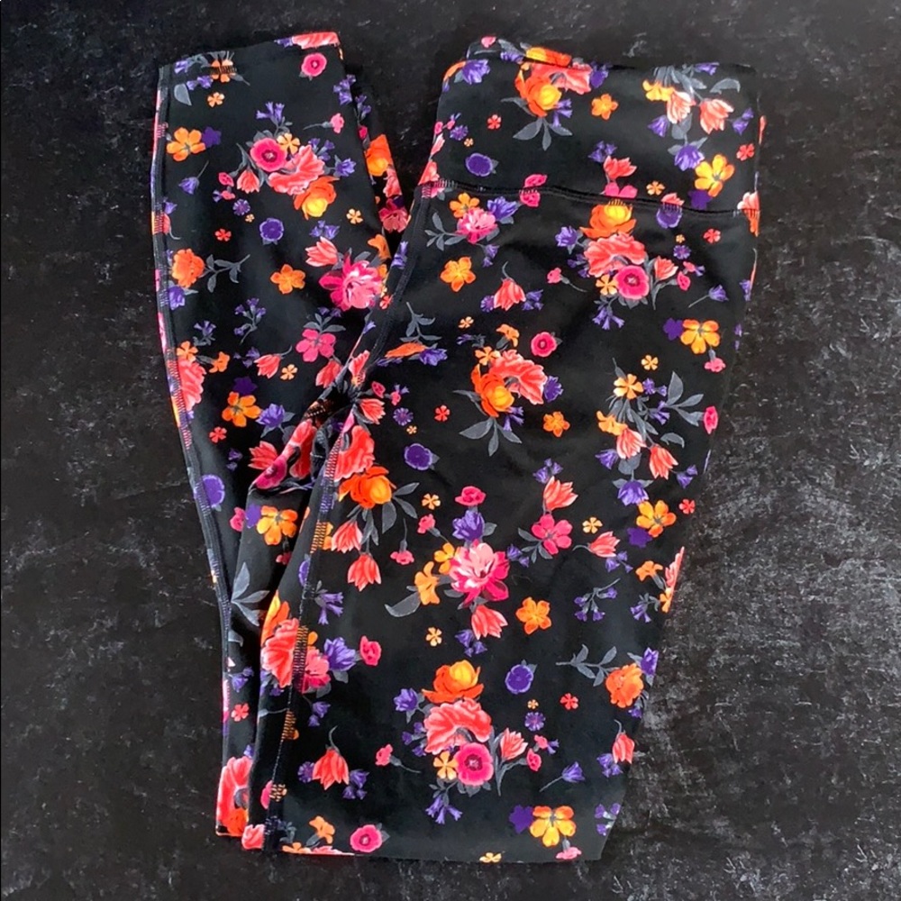 Fabletics XS Salar printed powerhold 7/8 legging